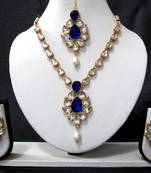 Nice White Drop Dark Blue Stone Necklace Set