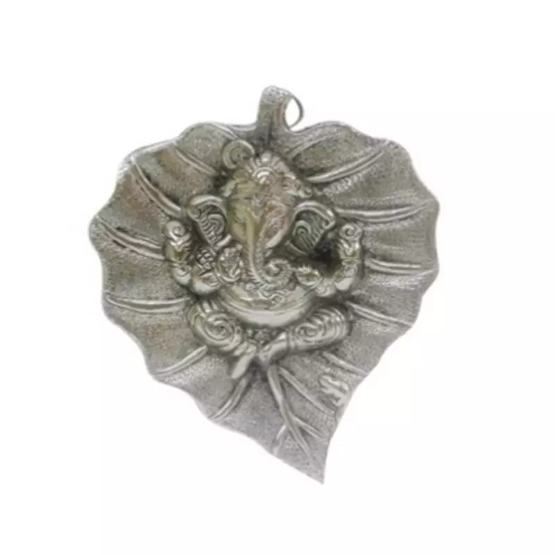 eCraftIndia Lord Ganesha on Leaf