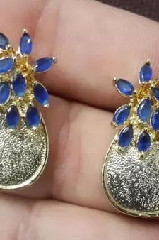 MONTANA BLUE GOLDEN EARRING 