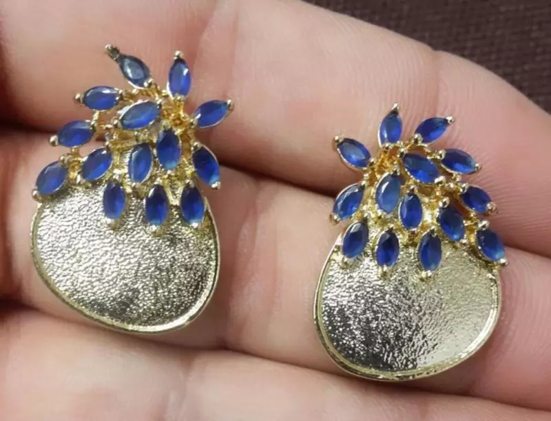 MONTANA BLUE GOLDEN EARRING 