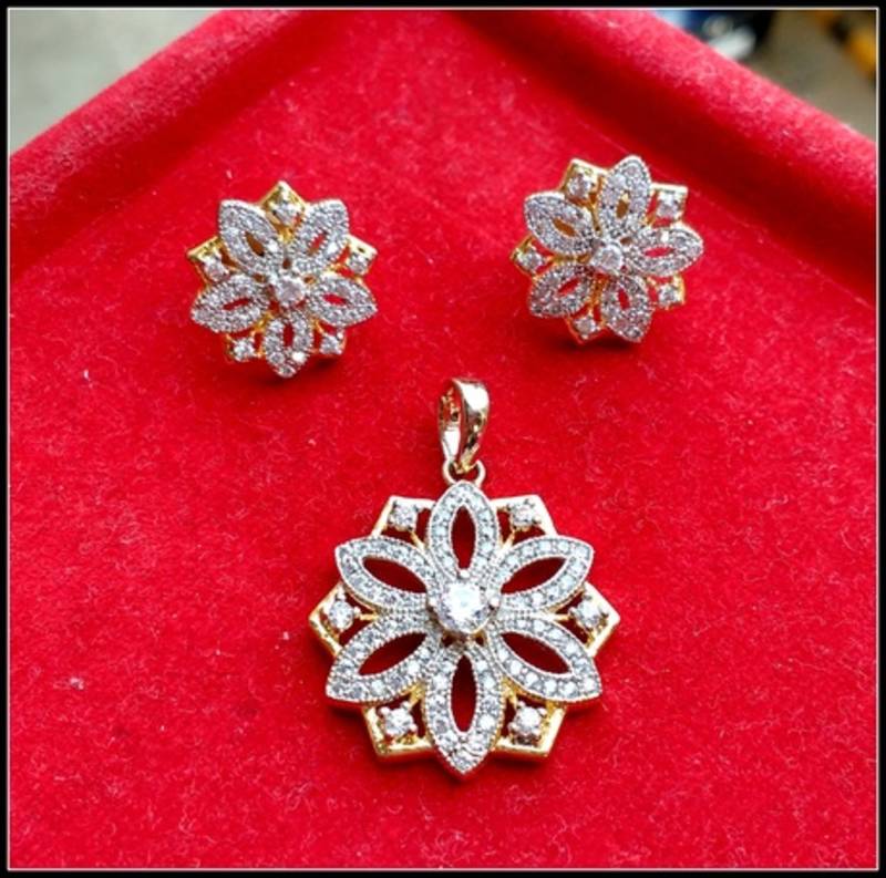 Silver american diamonds pendants
