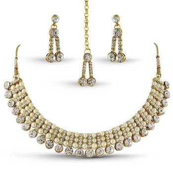 Austrian Stone With Pearl Gold Finishing Party Wear Necklace Set With Maang Tikka 2