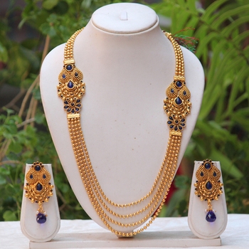 Botha side blue pearls pendant flower 