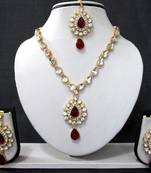 Nice maroon kundan necklace set