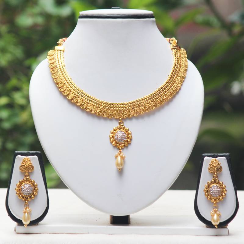 Attractive round shape white stone necklace set