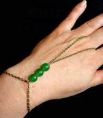 Pearl golden Chain Exclusive designer classic pretty haathful