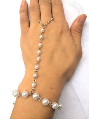 Pearl golden Chain Exclusive designer classic pretty haathful 1