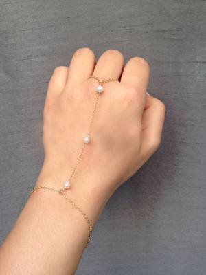 Pearl golden Chain Exclusive designer classic pretty haathful 1