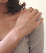 Pearl golden Chain Exclusive designer classic pretty haathful