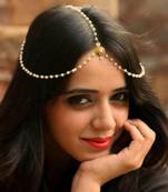 Exclusive Elegant Chained Maangt- Tikka