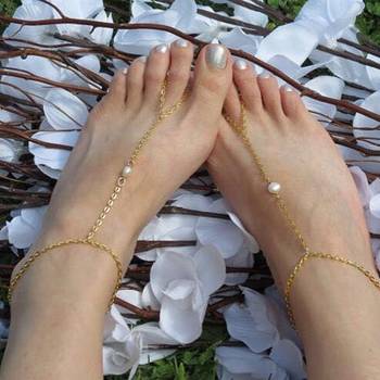 Pearl golden Chain Exclusive designer classic pretty Anklets 1