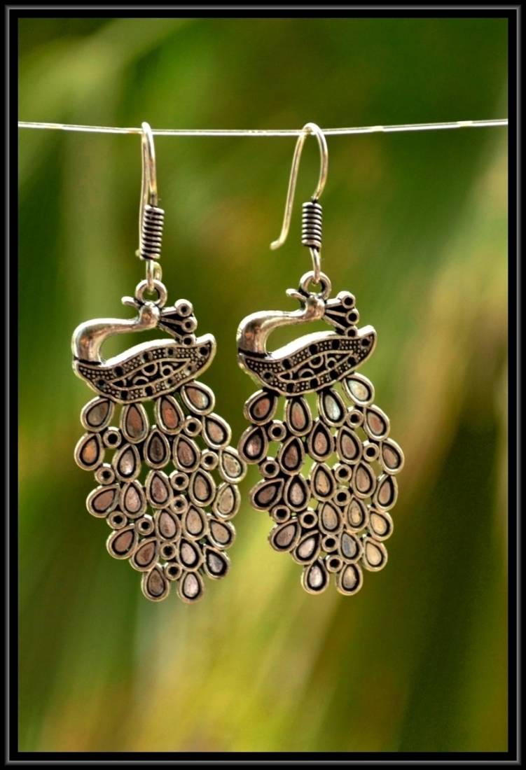 Silver metallic danglers drops
