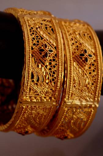Golden bangles #1060
