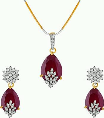 Pendant and bracelet combo with ring 2
