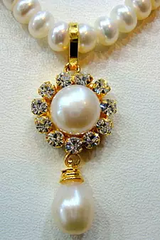 Real Pearls Single String Pearls Set