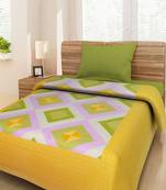 Single bedsheet with out pillow covers