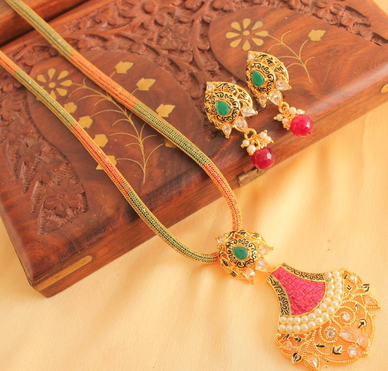 Beautiful Ruby Emerald Designer Necklace Set