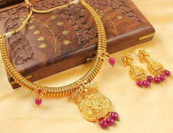 Gorgeous Ruby Bead Lakshmi Necklace Set 1