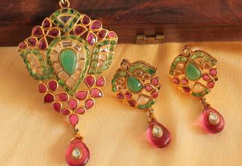 Unique 1 Gram Gold Design Replica Ruby Emerald Necklace Set 2