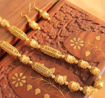 Unique Antique Matte Finish Pearl Necklace Set 2