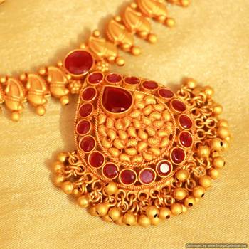 Ruby Gold Look Gerua Polish Necklace Set 2