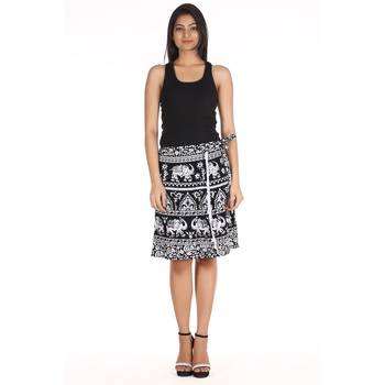 Black cotton printed wrap around free size skirt 3