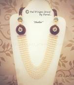 Jhallar - Neckline