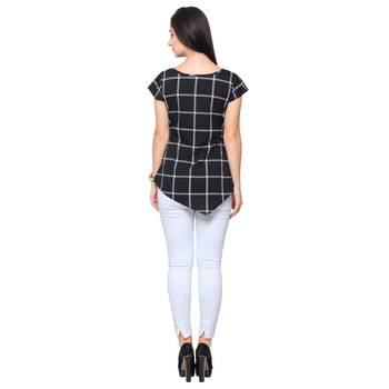 Black crepe printed stitched top 3