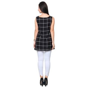 Black crepe printed stitched top 2