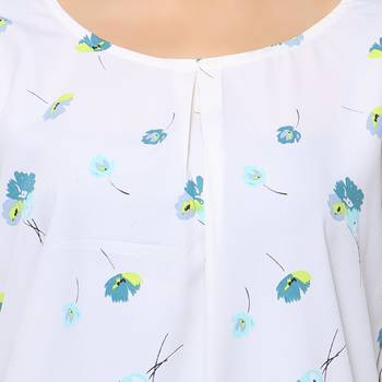 White crepe printed stitched top 4