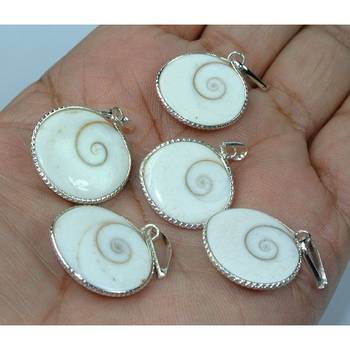 Gomti chakra spiral set of 5 pendant prosperity chakra healing jewellery 1