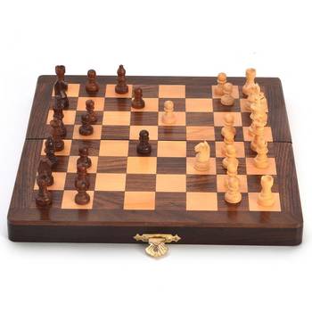 Designer wooden chess board handicraft gift 1