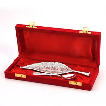 Silver polished leaf shape brass freshener set 1