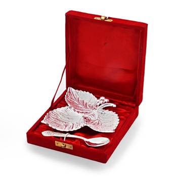 Silver polish leaf shaped brass freshener set 1