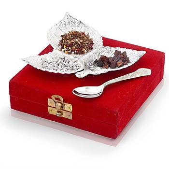 Silver polish leaf shaped brass freshener set 2