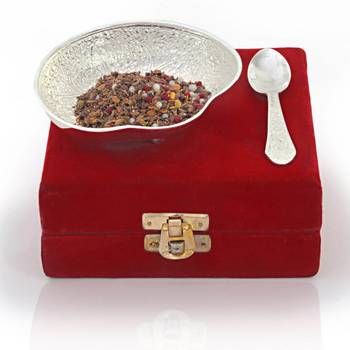 Silver polished oval shape brass bowl n spoon 2