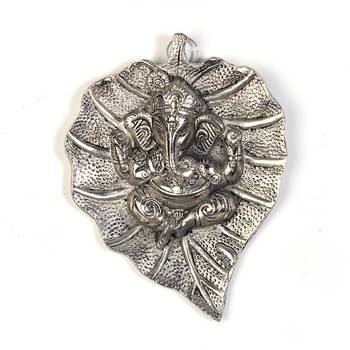 Oxidized white metal leaf ganesha idol hanging 1