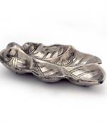 Oxidized white metal five leaf freshener tray