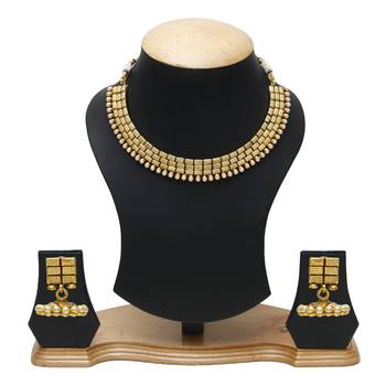 Gold pearl necklace-sets 3