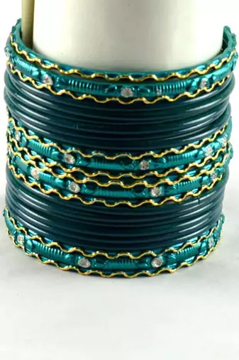 Hvm Alluring Metal Bangles