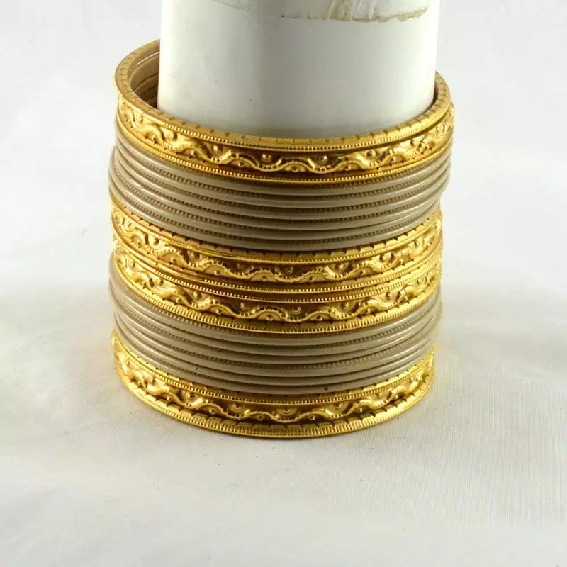 Hvm Fashionable Metal Bangles