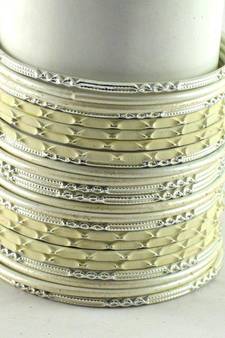 hvm alluring metal bangles 