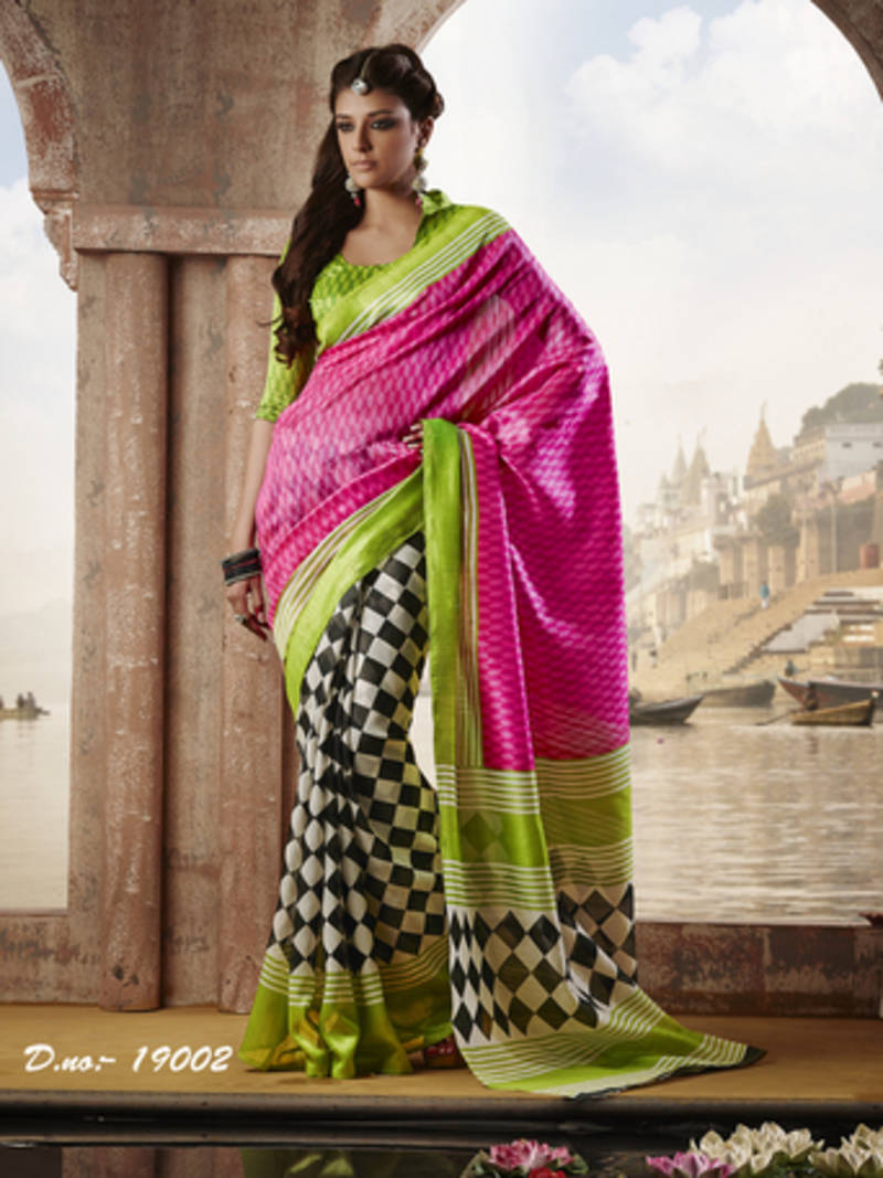 Strollay Saree with unstichted Blouse