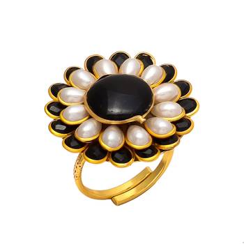 Black White Onyx Pearl Pacchi Work Ring 1