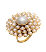 White Pearl Pacchi Work Ring
