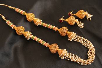 Royal Designer Multi Colour Pearl Necklace Set 1