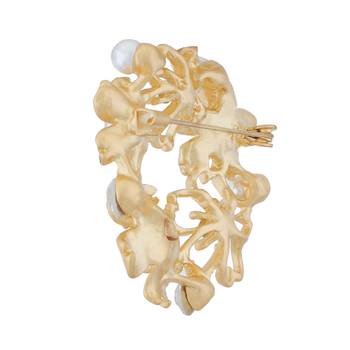 Gold Colour Floral Shape Brooch for Men and Women 2