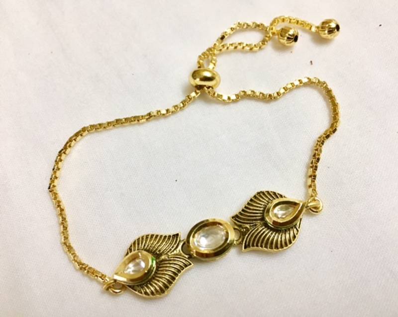 golden kundan bracelets
