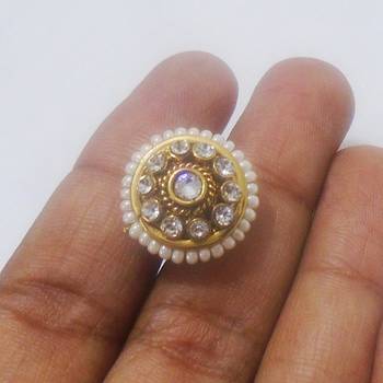 golden american diamonds maang tikka 1