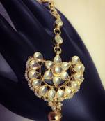 golden kundan maang tikka